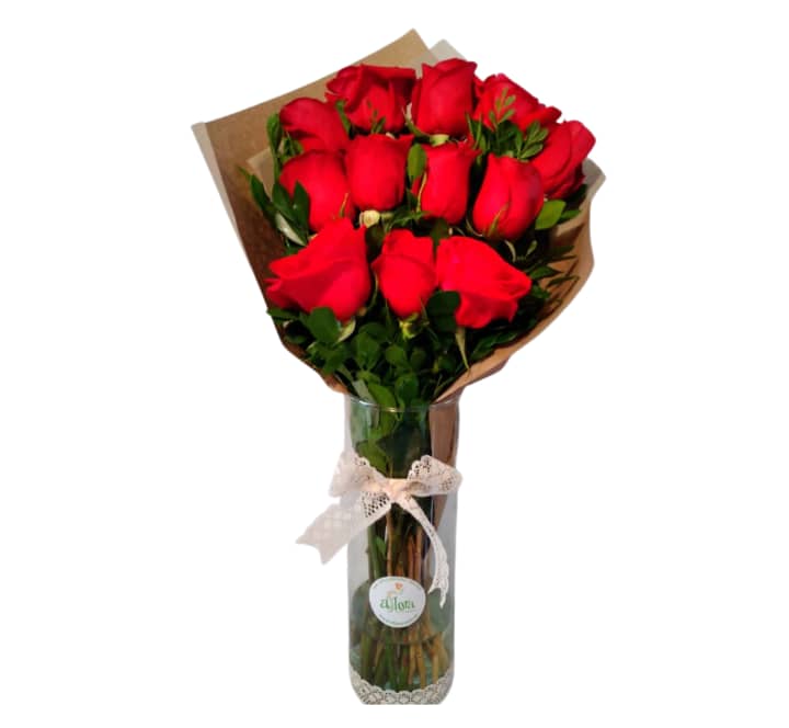 Caja Sorpresa con 16 rosas -color a elegir- – Ponch' & Capricó